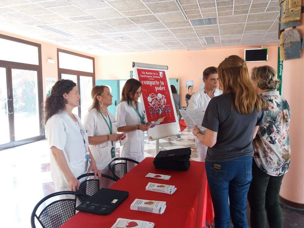El Hospital de Poniente conciencia a la ciudadanía sobre los síntomas y la prevención de la insuficiencia cardiaca