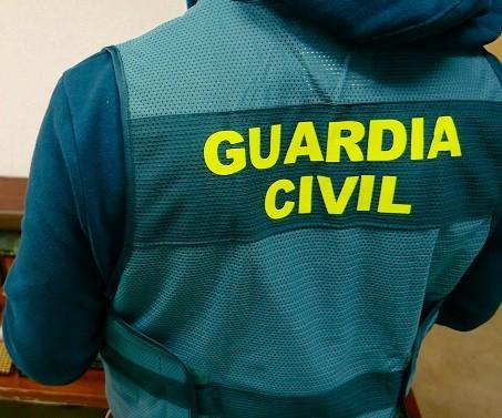 La Guardia Civil detiene al autor de 5 delitos de estafa y 2 delitos de extorsión