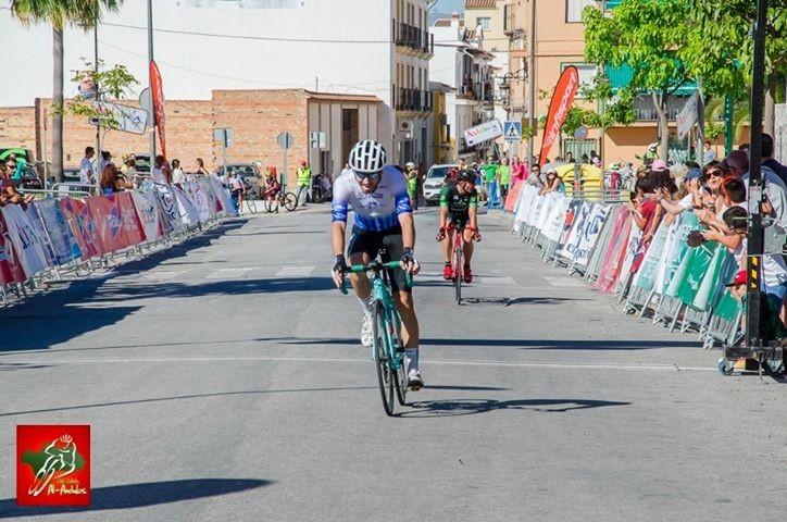 José Gabriel Fernández, de Etipon Bike El Ejido, campeón de Andalucía de M40 de ciclismo en carretera