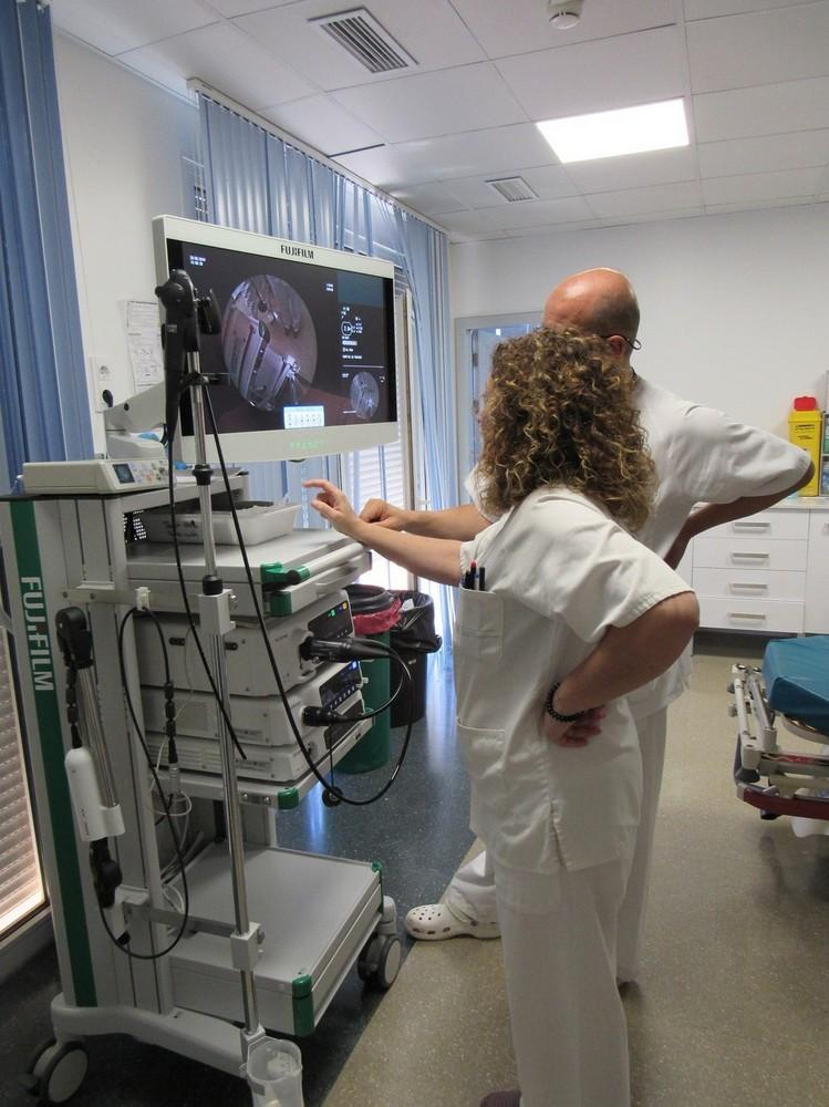 El Hospital de Poniente incorpora dos nuevas técnicas para el diagnóstico de lesiones y patología pulmonares