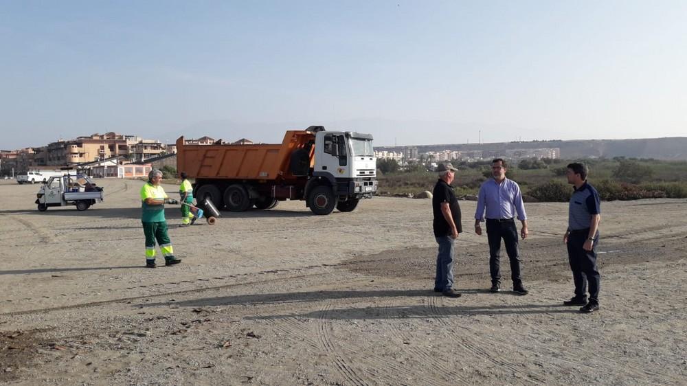 Las playas urbanas de El Ejido ya están limpias y operativas desde primera hora tras la celebración de San Juan