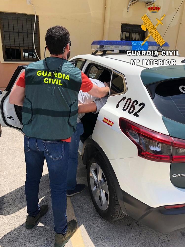 Detenido por la Guardia Civil el autor de lesiones graves en un local de ocio nocturno de Aguadulce