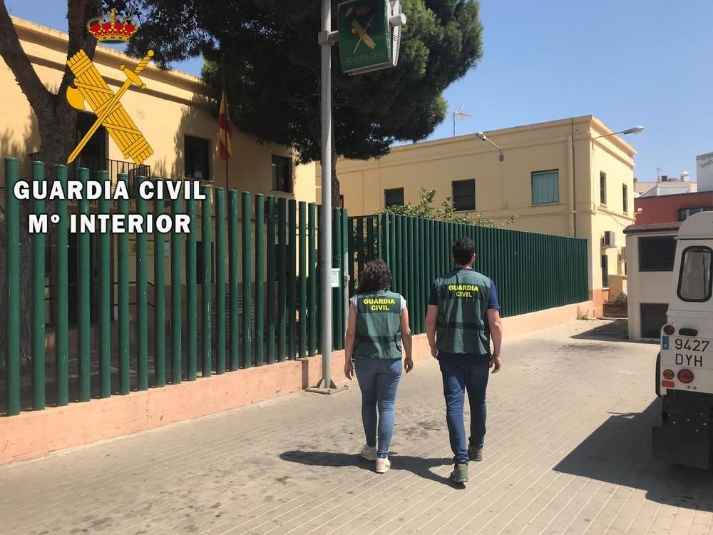 La Guardia Civil detiene a una persona por amenazas con  un arma blanca de grandes dimensiones y varios robos