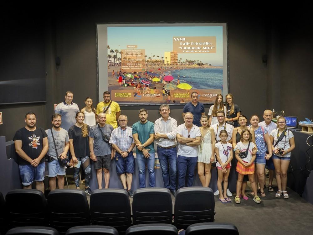 Arranca el XXVII Rally Fotográfico ‘Ciudad de Adra’ con la participación de más de 20 fotógrafos aficionados