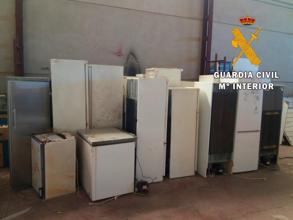 La Guardia Civil realiza una inspección en el ámbito de la eliminación de residuos de aparatos eléctricos y electrónicos