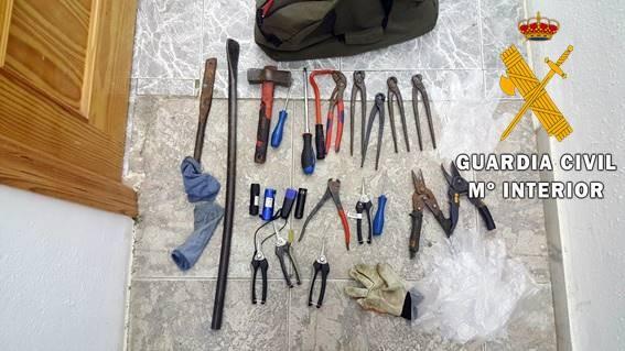 La Guardia Civil desarticula una Organización Criminal especializada en los robos a estancos y bares.