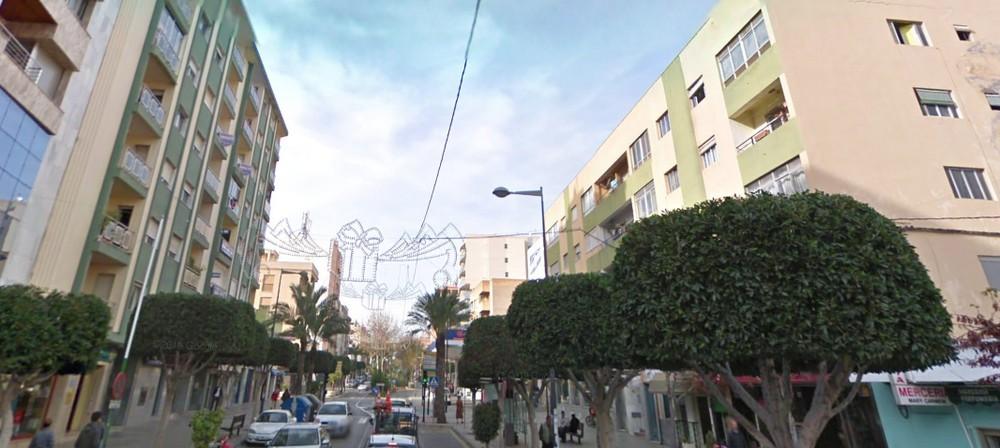 Desalojados de manera preventiva 30 vecinos por un incendio de vivienda ya extinguido en El Ejido