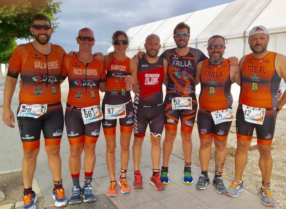 El CD Triatlón El Ejido recoge trofeos en su paso por Carboneras