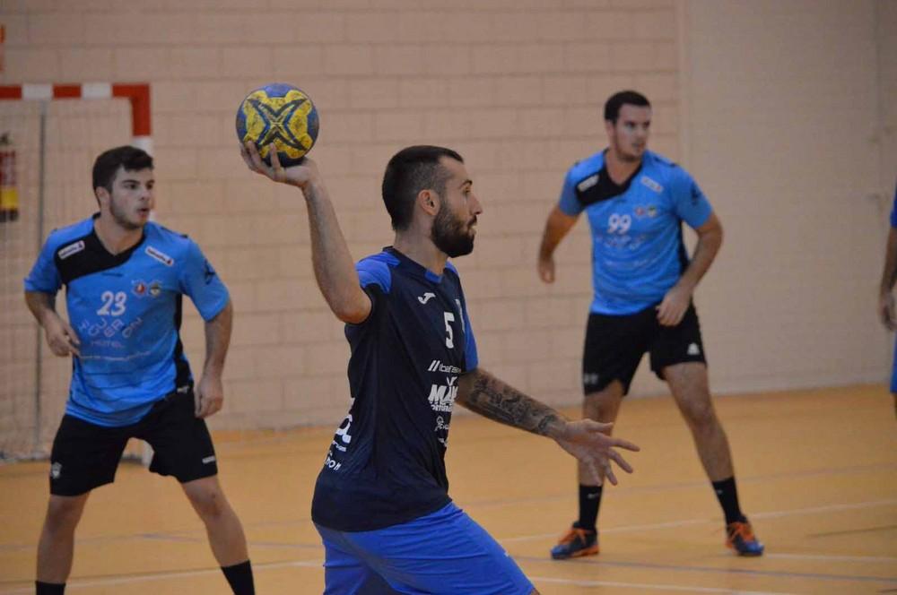 Primera victoria del CBM Cantera Sur El Ejido, venciendo al filial de BM Maracena (26-29)