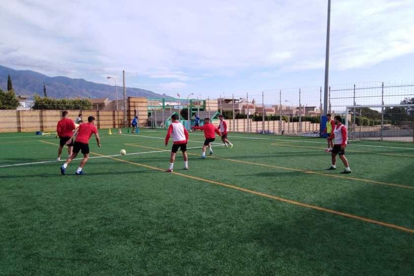 El CD El Ejido vuelve al trabajo con la mirada puesta en el Torredonjimeno