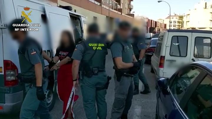 La Guardia Civil desarticula una organización criminal dedicada dirigir y controlar la producción indoor de marihuana en el Poniente Almeriense