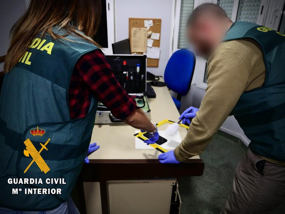 La Guardia Civil de Almería detiene a dos personas por la agresión en Aguadulce a una persona que ingresó en la UCI con carácter grave