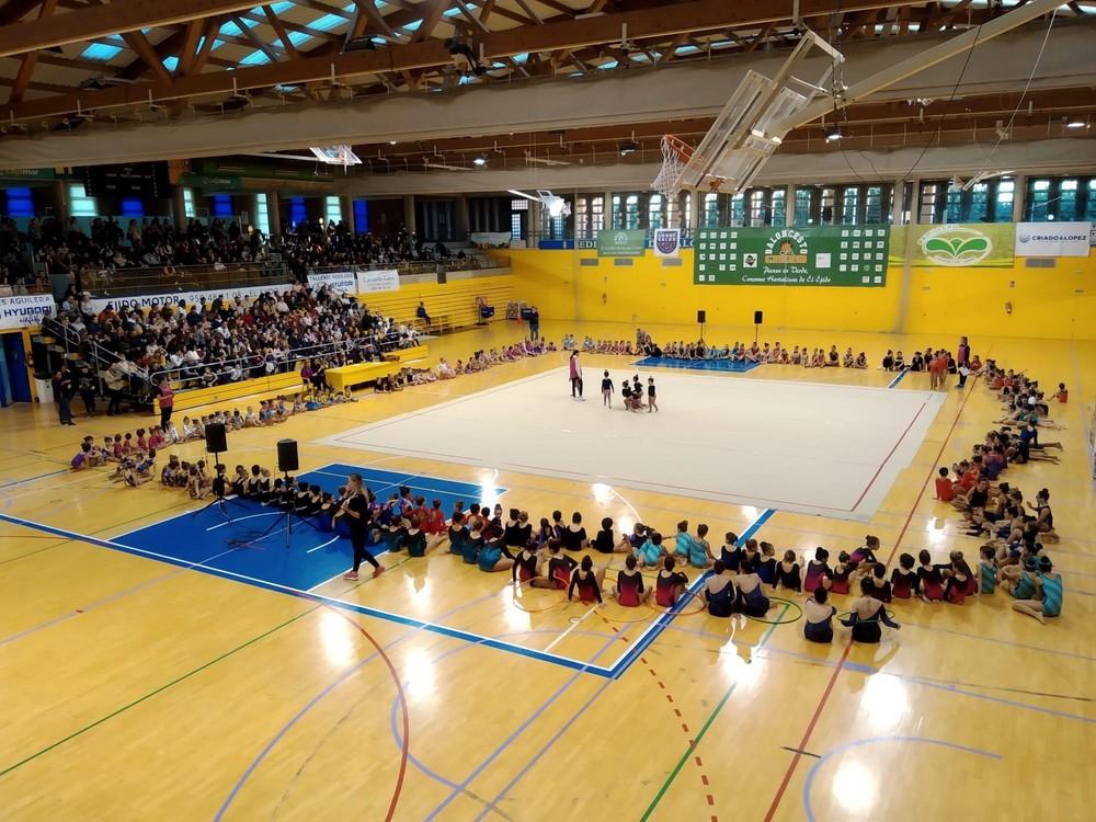 Los alumnos de las Escuelas Deportivas Municipales muestran todo el potencial adquirido en las exhibiciones de Navidad