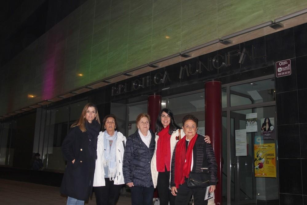 El Auditorio de El Ejido se ilumina de verde con motivo del Día Mundial contra el Cáncer