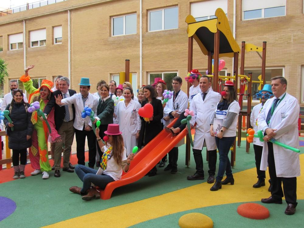 El Hospital de Poniente, Fundación Solidaridad Carrefour y Fundación CurArte apuestan por la humanización en la atención pediátrica
