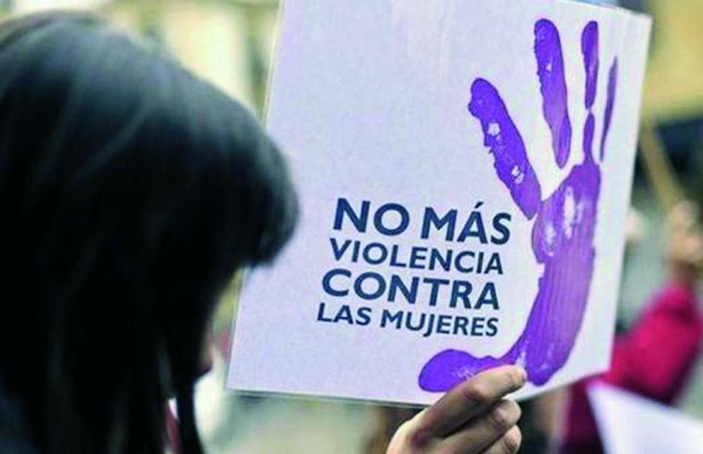 El IAM mantiene vía telefónica la atención psicológica a las mujeres víctimas de violencia de género en terapia