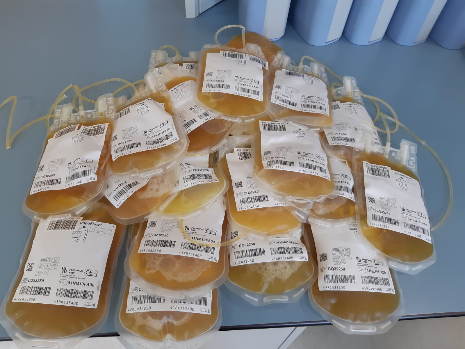 Andalucía pone en marcha un ensayo clínico para evaluar la eficacia del tratamiento con plasma de pacientes que han superado el COVID-19