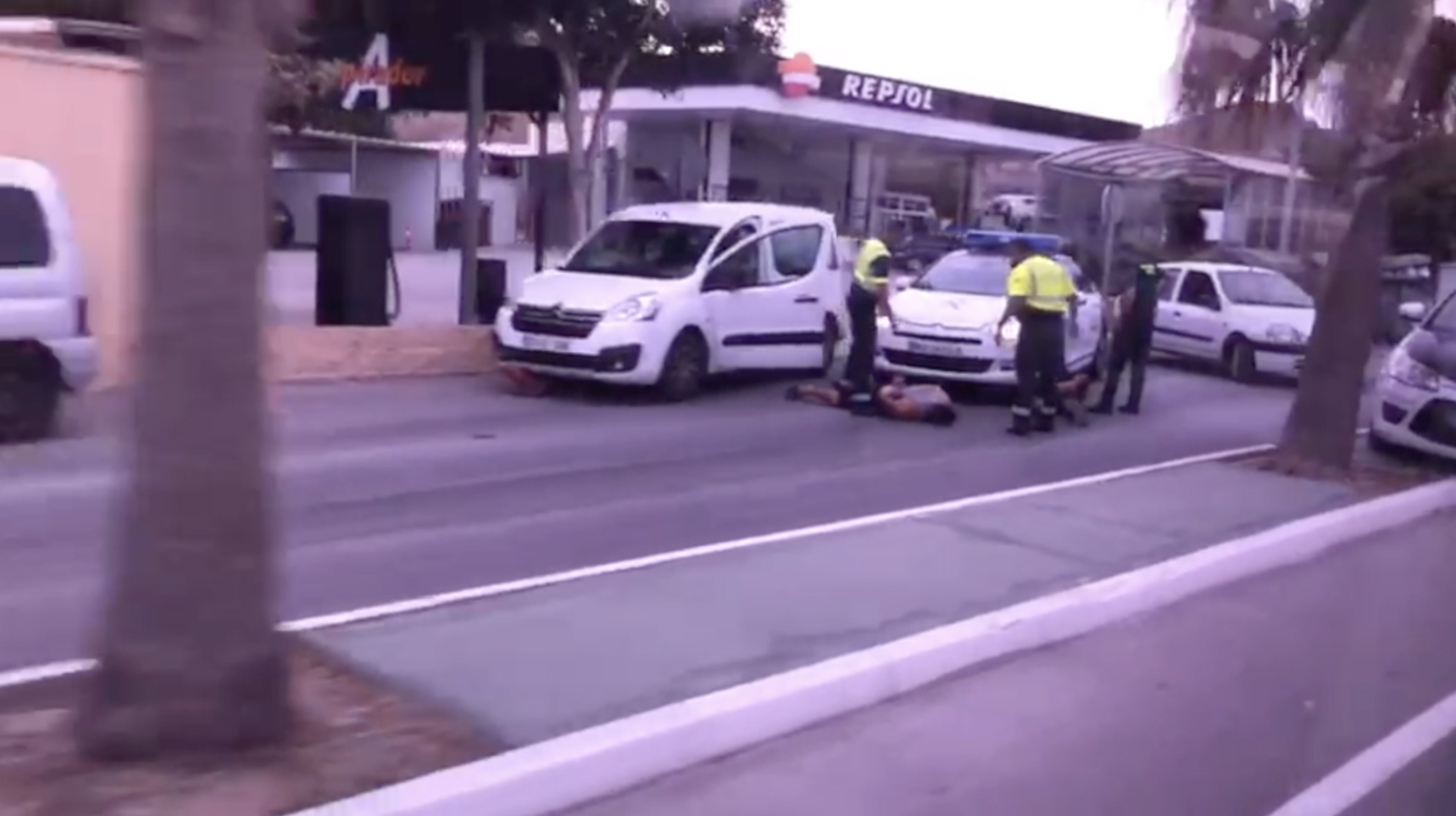 Persecución policial en Adra en la salida a la autovía