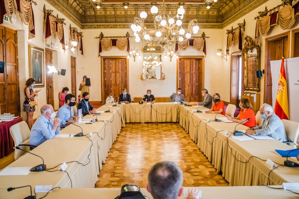 Junta, Subdelegación, Diputación, ayuntamientos y FFCCSS aúnan esfuerzos en la lucha contra el Covid-19