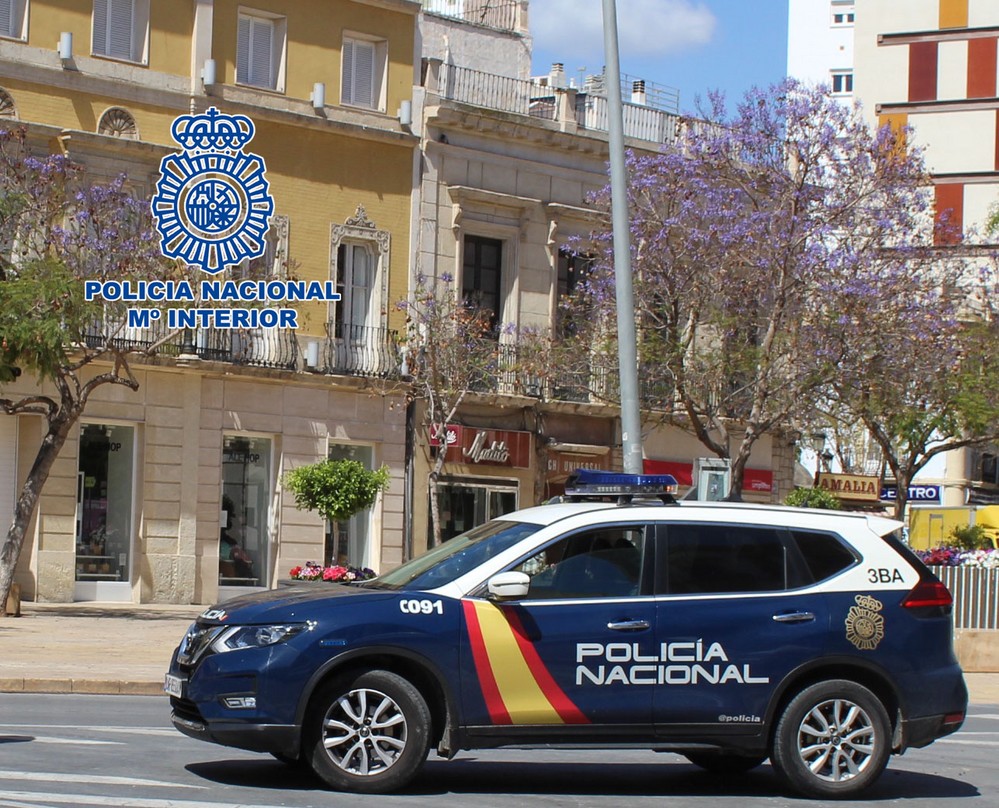 La Policía Nacional detiene a dos ladrones en Almería y El Ejido, tras haber perpetrado sendos robos violentos