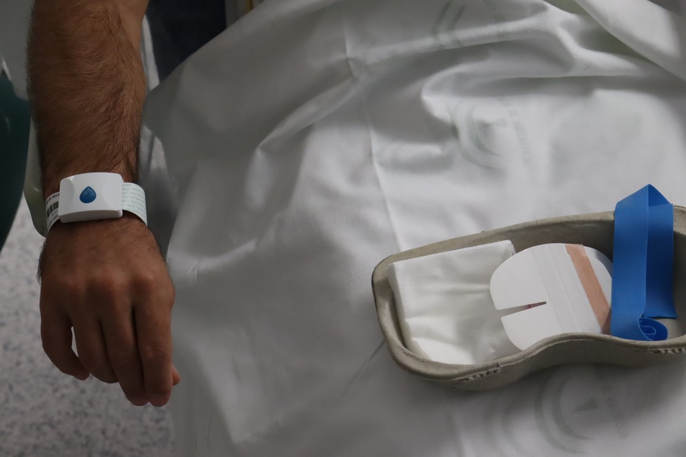 El Hospital de Poniente implanta un sistema digital para la localización en tiempo real del paciente en el Área Quirúrgica