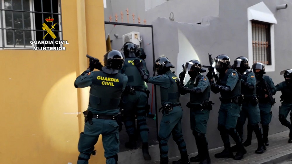 La Guardia Civil desmantela un activo punto de venta de drogas y detiene a 12 personas en Vícar (Almería)