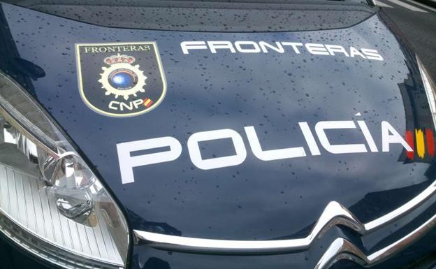 La Policía Nacional en El Ejido destapa un chantaje a través de  Cartas de Invitación