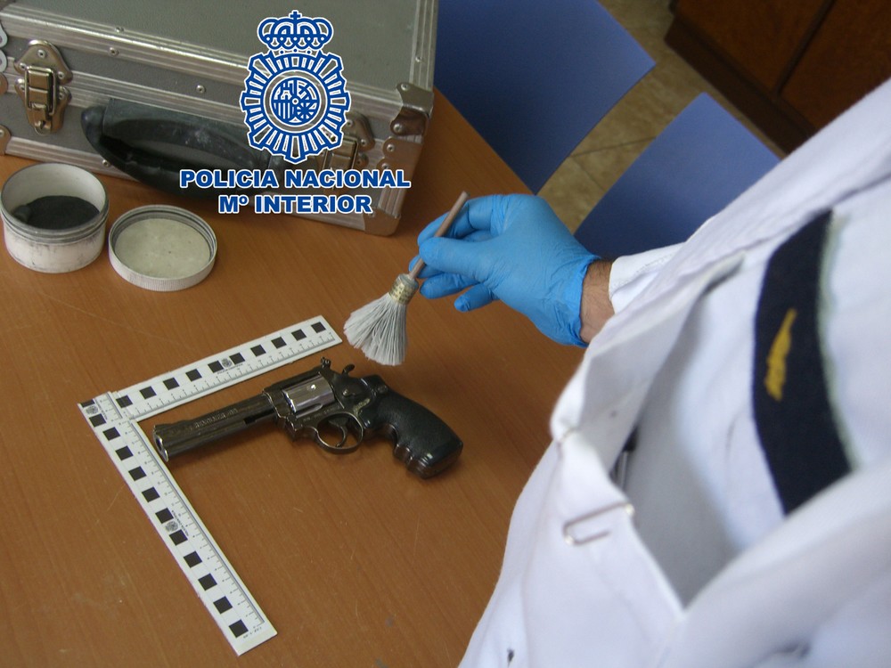 La Policía Nacional ha aumentado en la provincia de Almería en un 5,5 % el número de identificados por huellas con respecto al año 2019