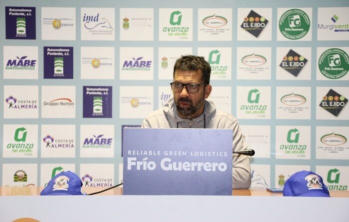Tito García Sanjuán deja el banquillo celeste