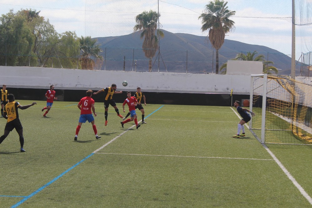 El Berja inicia la segunda fase con victoria ante el Baeza por 3-2