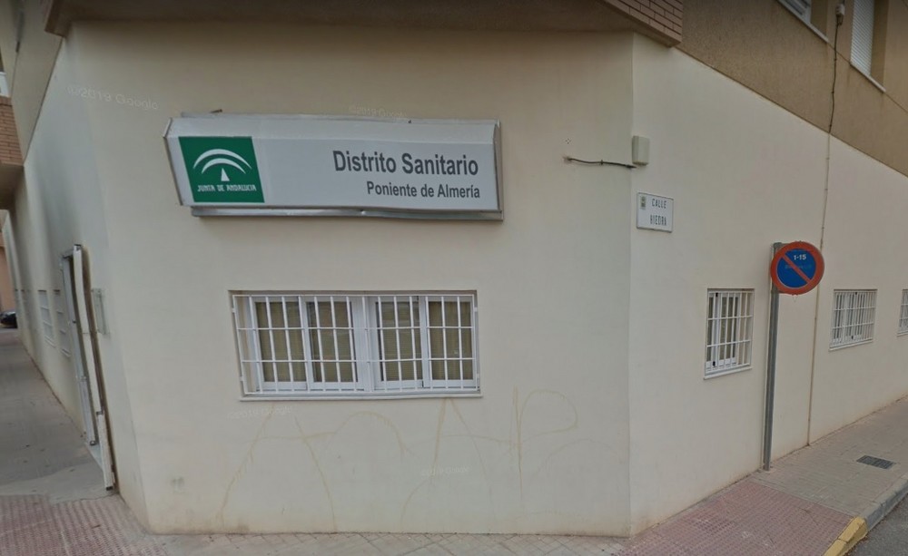 Distrito Poniente imparte unas jornadas sobre primeros auxilios a profesionales de seguridad, bomberos y sanitarios