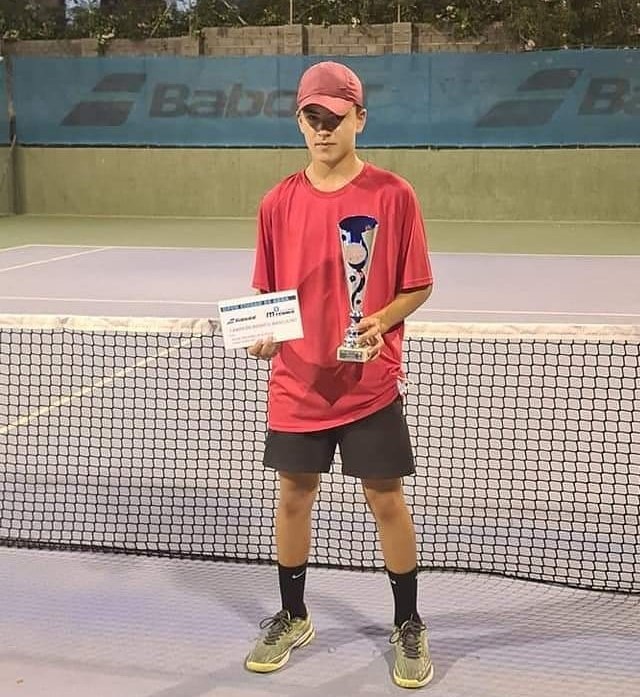 El Club de Tenis logra cuatro medallas en el Campeonato Open Ciudad de Adra