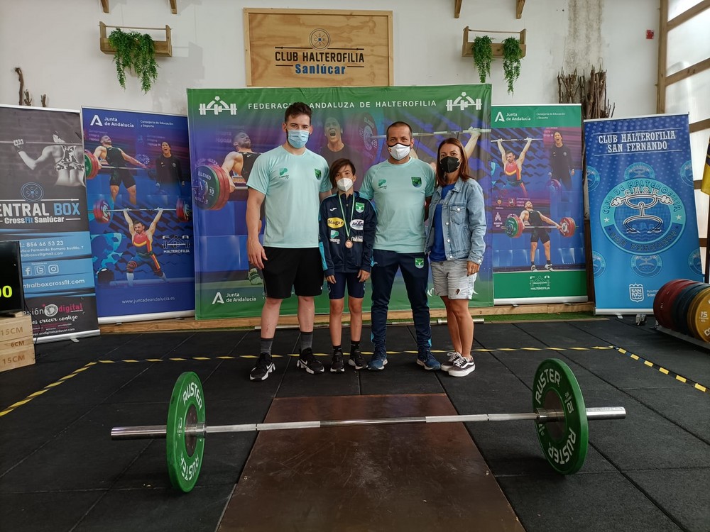  El joven atleta de Halterejido Noé Amat obtiene la mejor marca de su categoría en la Liga Escolar Andaluza
