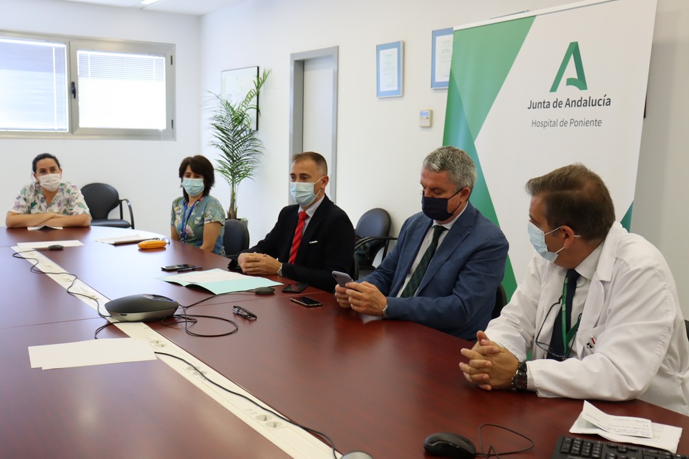 El Aula Hospitalaria del Hospital de Poniente impulsa el proyecto educativo ‘Karunavirus’