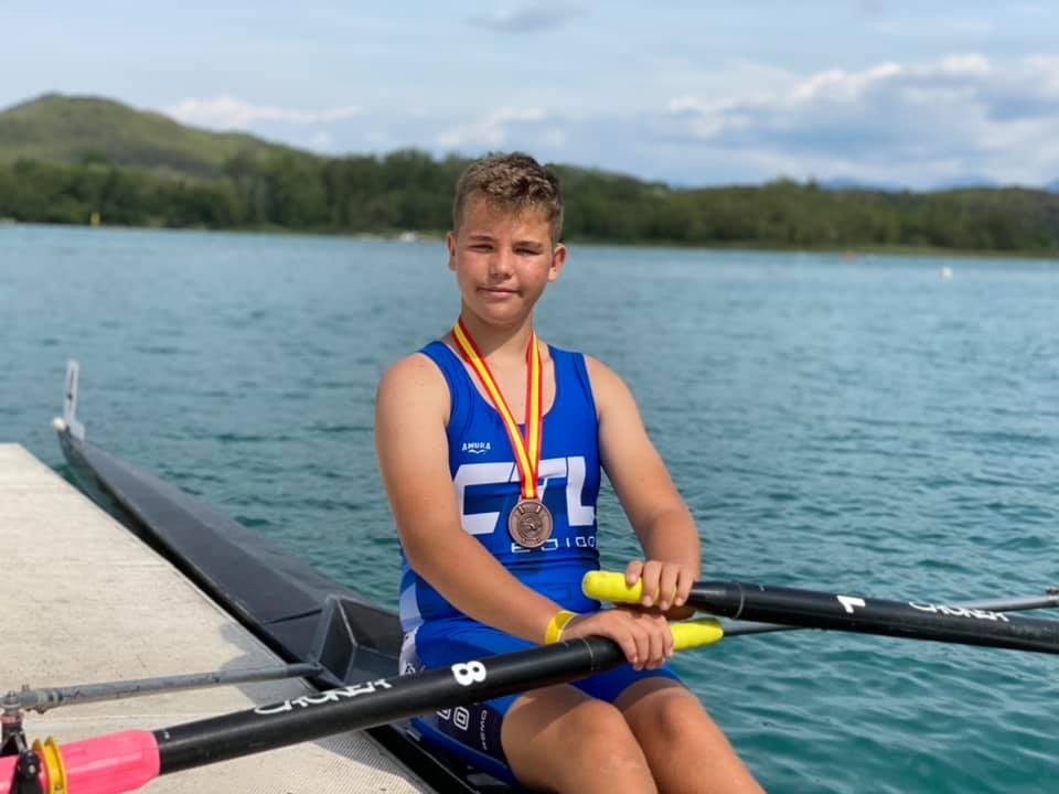 El club ejidense Tiempo Libre logra una medalla de bronce en el Campeonato de España de Remo Olímpico Alevín-Infantil