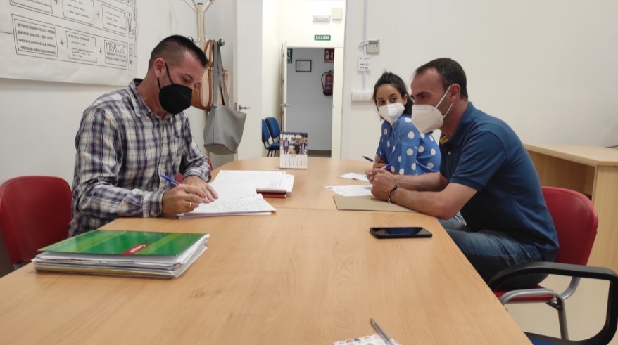 Vícar prepara una escuela de verano que garantice la cobertura alimentaria de 35 menores