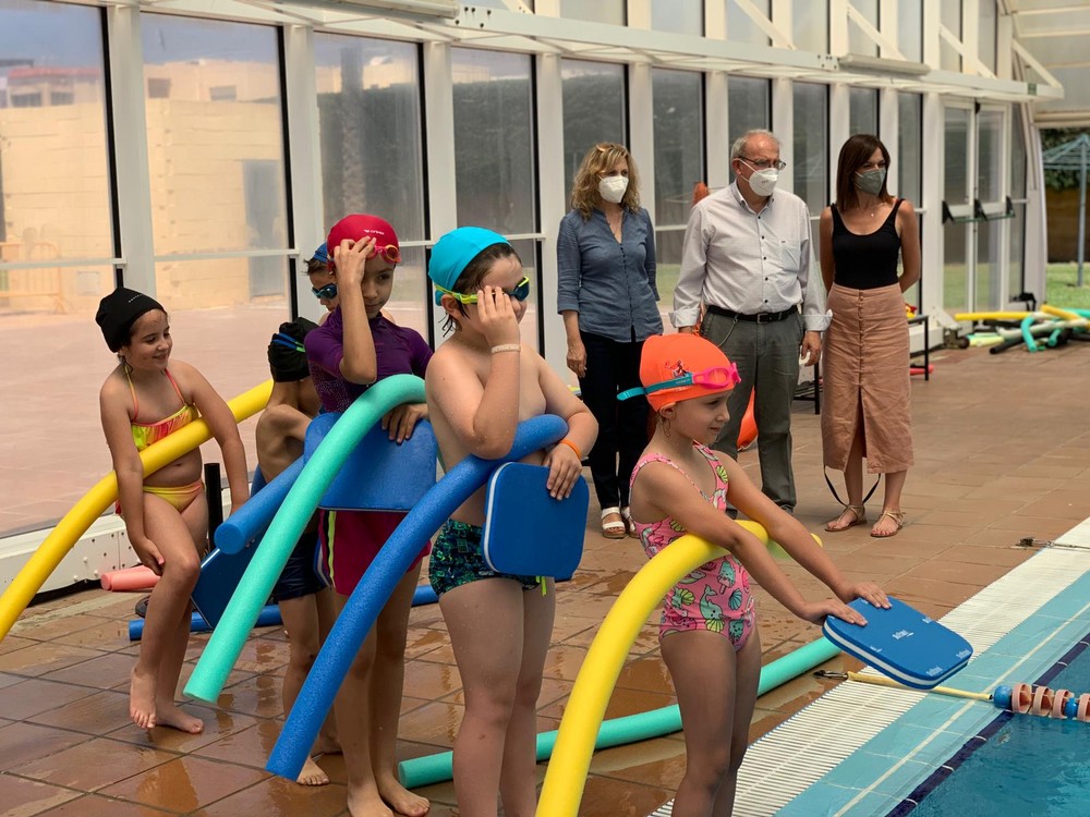 Los cursos de natación de Vícar cubren todas las plazas del segundo turno