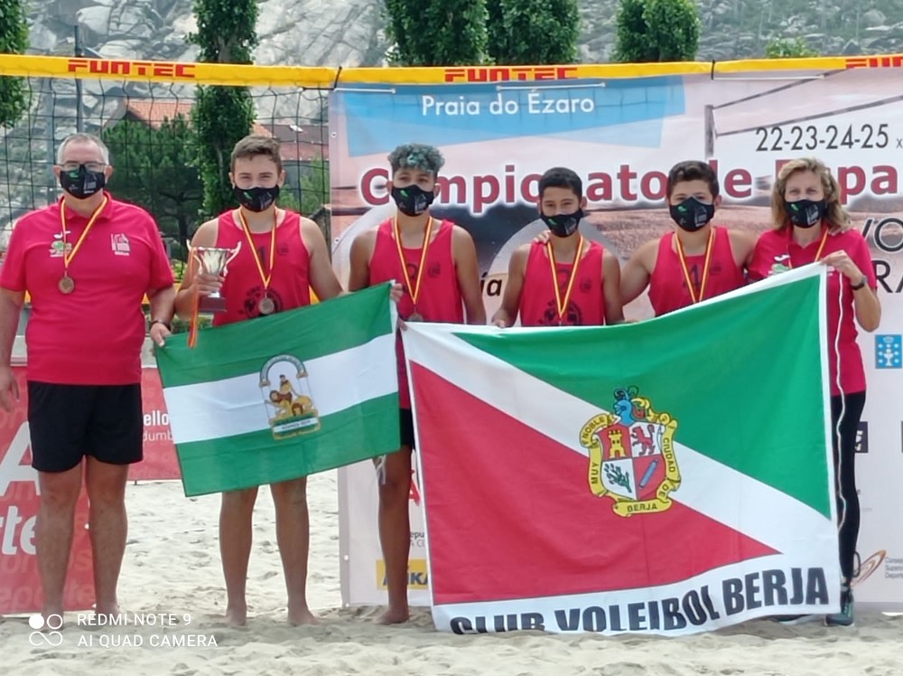 El CV Berja infantil consigue el tercer puesto en el Campeonato de España de voley playa