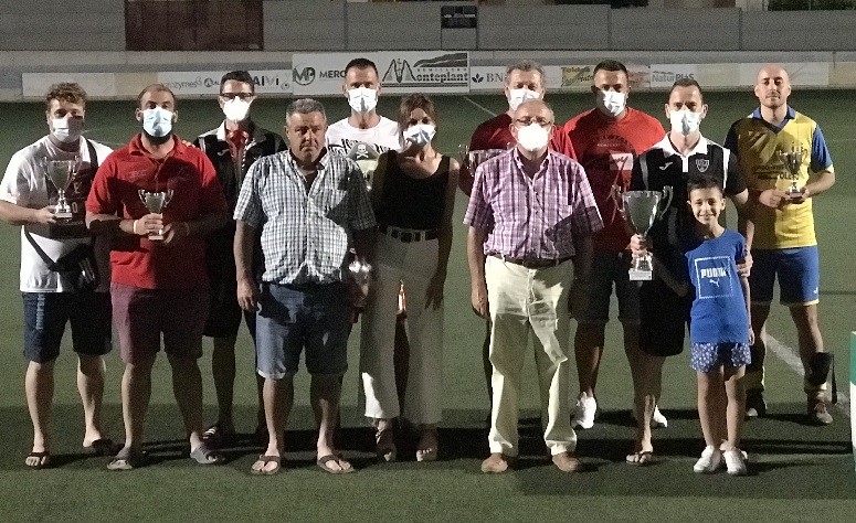 ﻿  La Paz se adjudica la Liga de Verano de Fútbol Veterano de Vícar