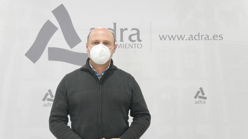 Peña subraya el trabajo “continuo” en los centros educativos y acusa a Piqueras de difundir “invenciones”