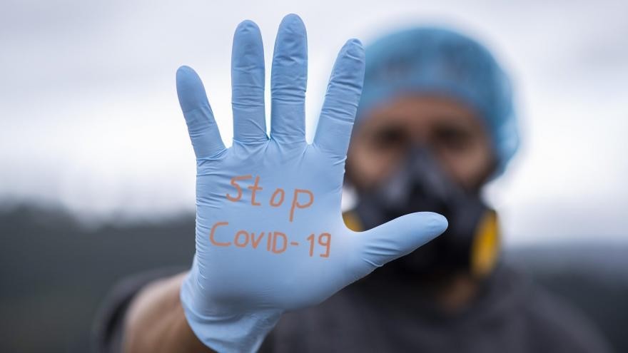 La provincia sigue sumando fallecidos e ingresos en la UCI a causa del COVID-19 en las últimas 24 horas