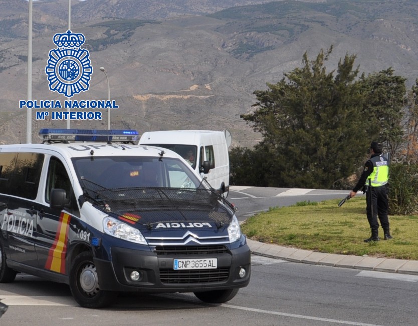 La Policía Nacional detiene a un hombre que robó en el Hogar del Pensionista de El Ejido