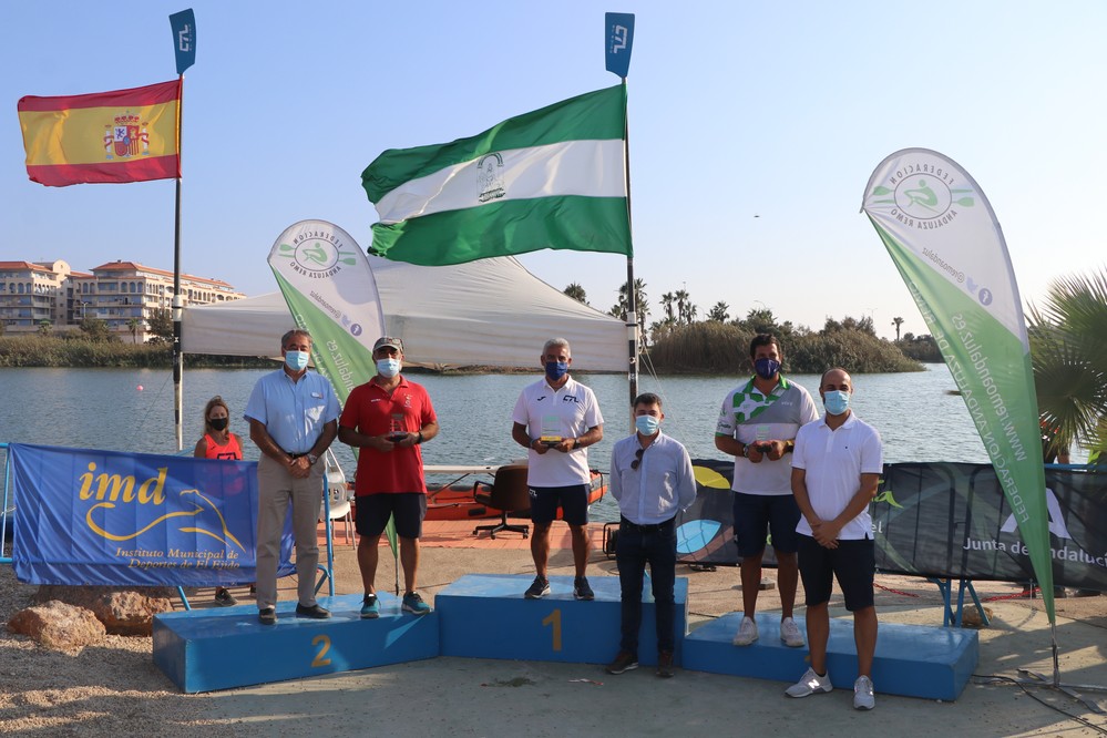 El Club de Remo Tiempo Libre logra el primer puesto en la modalidad de Velocidad en el Campeonato de Andalucía de Yolas y Velocidad