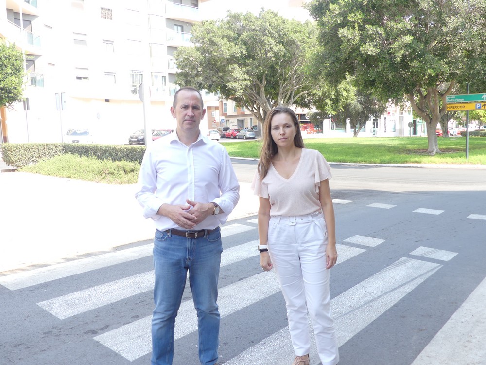 Ciudadanos pide que se estudie la colocación de reductores de velocidad en los accesos a la rotonda del Paseo de las Lomas