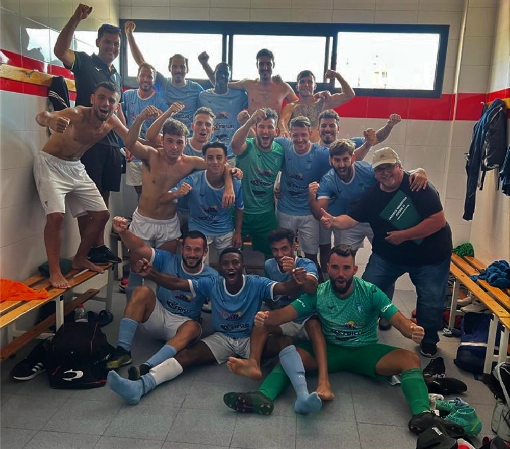 El Poli Ejido termina con la racha de victorias del UD Pavía con un 0-4