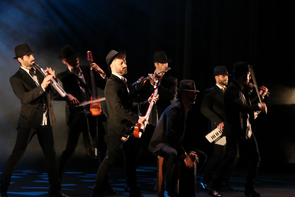 ‘Los Vivancos’ cautivaron a su público en el Auditorio de El Ejido con ‘Live’, un espectáculo vibrante y lleno de energía