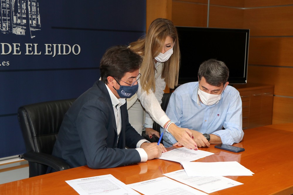 El Gobierno local ampliará el Centro de Mayores de Ejido Norte con la construcción de una nueva planta