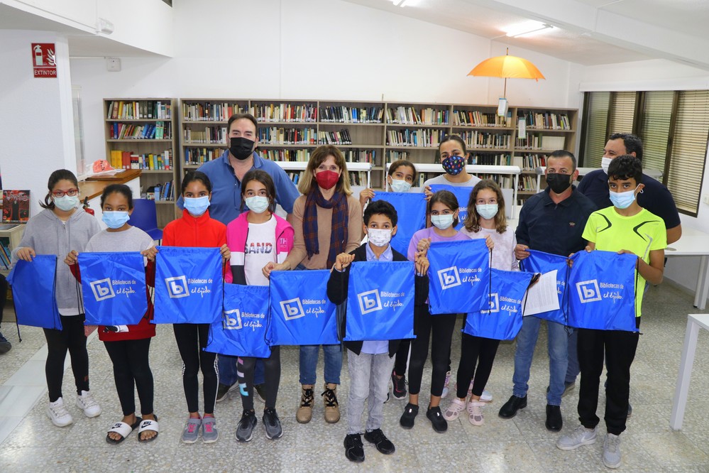 La Biblioteca Municipal de San Agustín renueva su mobiliario y se dota de nuevo equipamiento técnico que mejora la calidad del servicio