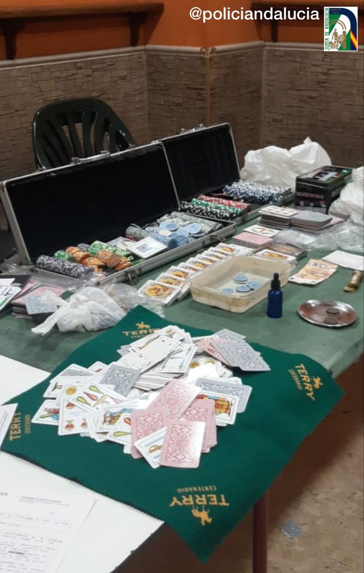 La Unidad de Policía Adscrita desmantela un local destinado al juego ilegal en El Ejido