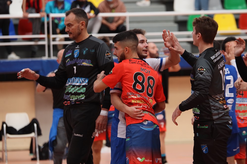 El CBM Cantera Sur Bahía de Almería vuelve al polo positivo tras superar a ARS Palma del Río (39-30)